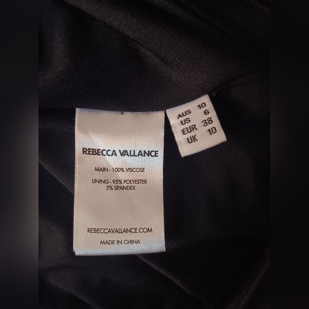 Rebecca Vallance Blue, Black & White Abstract Cut Out Halter Dress, Size 6 - Picture 7 of 7